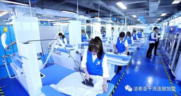 中國首位00后CEO誕生 選擇潔希亞創(chuàng)業(yè)無壓力